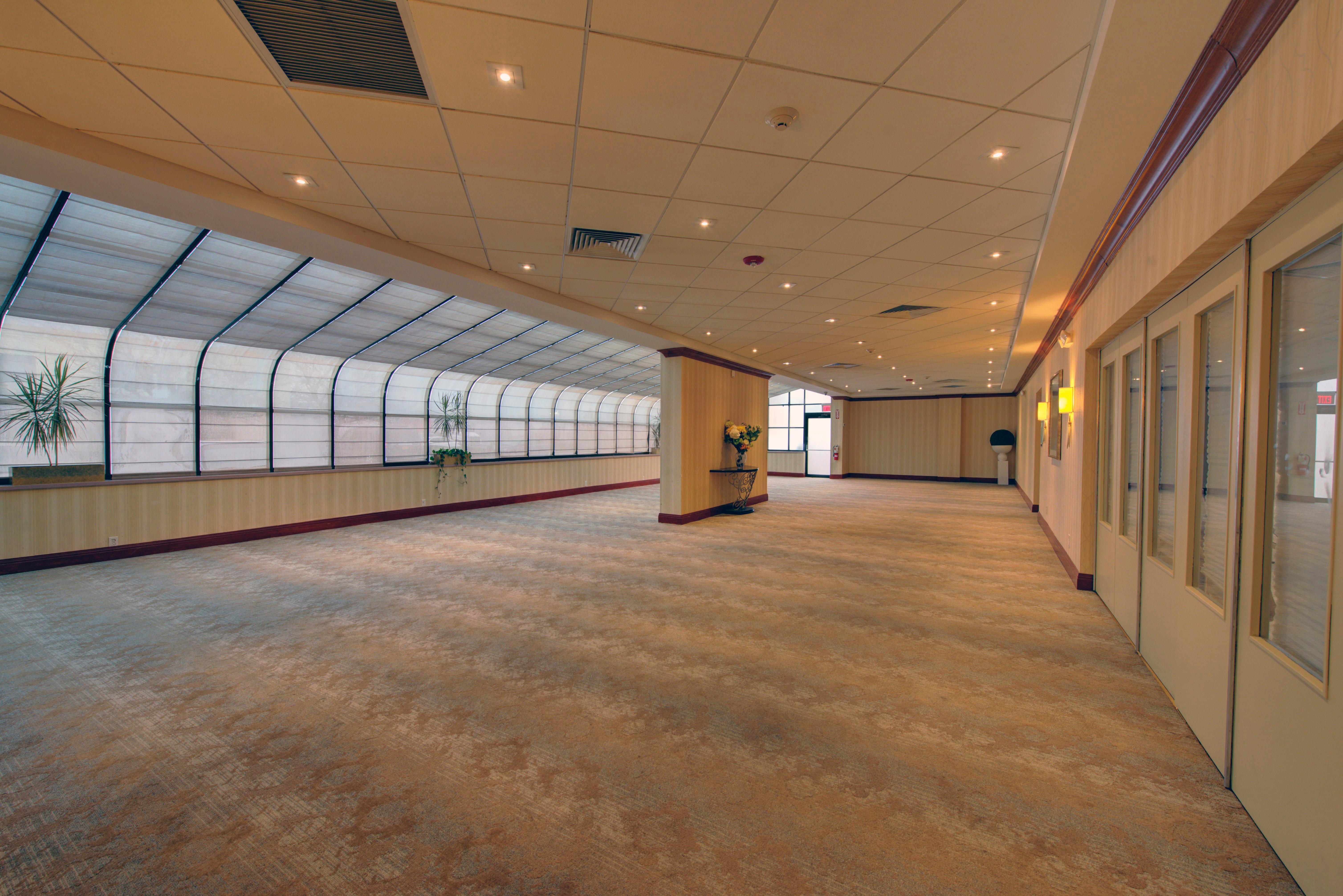 Holiday Inn Plainview-Long Island By Ihg Екстер'єр фото